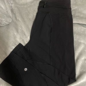 Lululemon Black Cropped Leggings